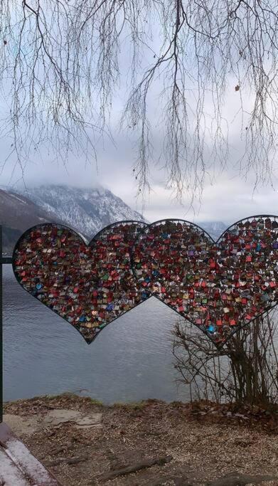 Wohnung See- Und Bergnaehe Гмунден Екстериор снимка