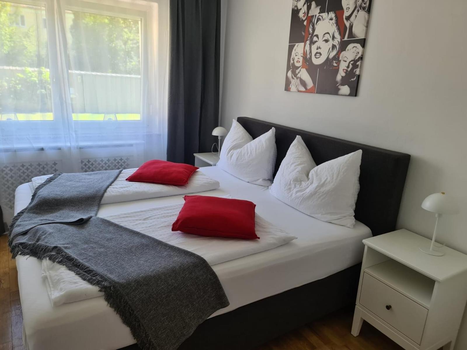 Wohnung See- Und Bergnaehe Гмунден Екстериор снимка