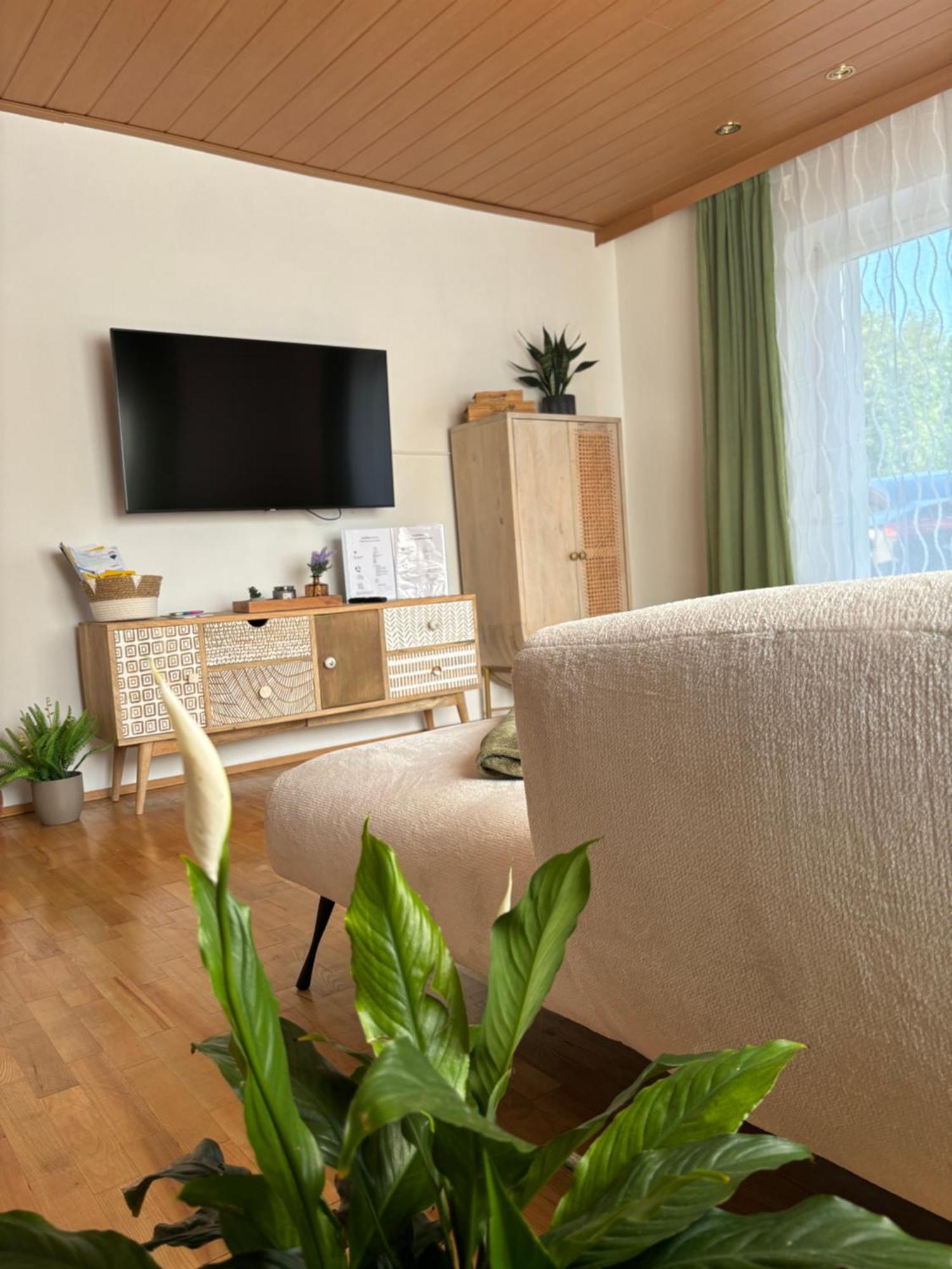 Wohnung See- Und Bergnaehe Гмунден Екстериор снимка